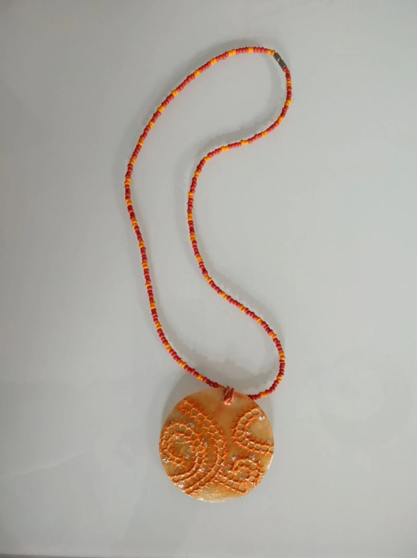 🧡 Colar artesanal c/ pendente 🧡